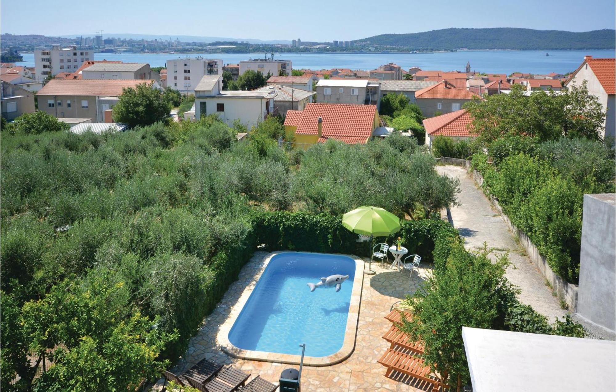 Amazing Apartment In Kastel Sucurac With Kitchen Kastela Exterior photo